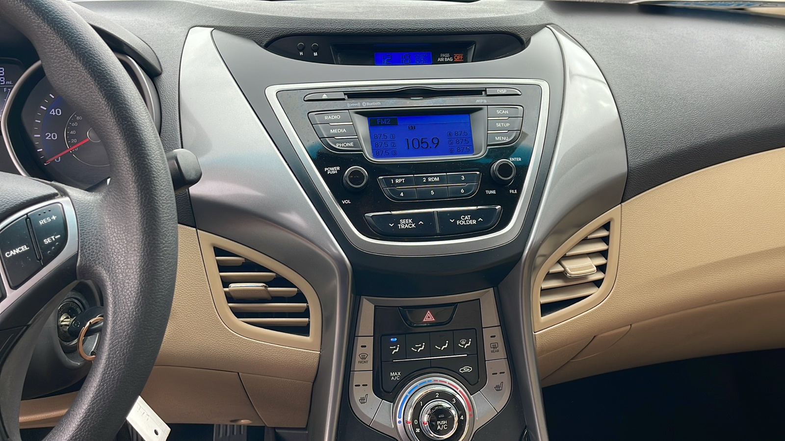 2013 Hyundai Elantra GLS 19