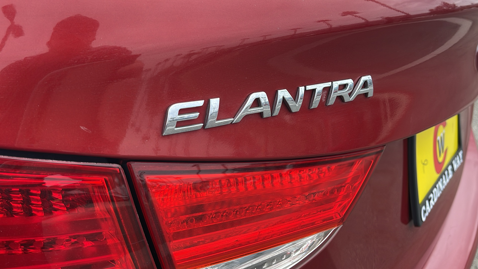 2013 Hyundai Elantra GLS 28