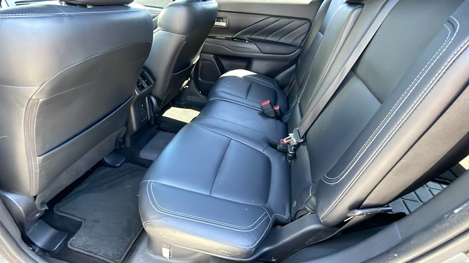 2019 Mitsubishi Outlander PHEV SEL 18