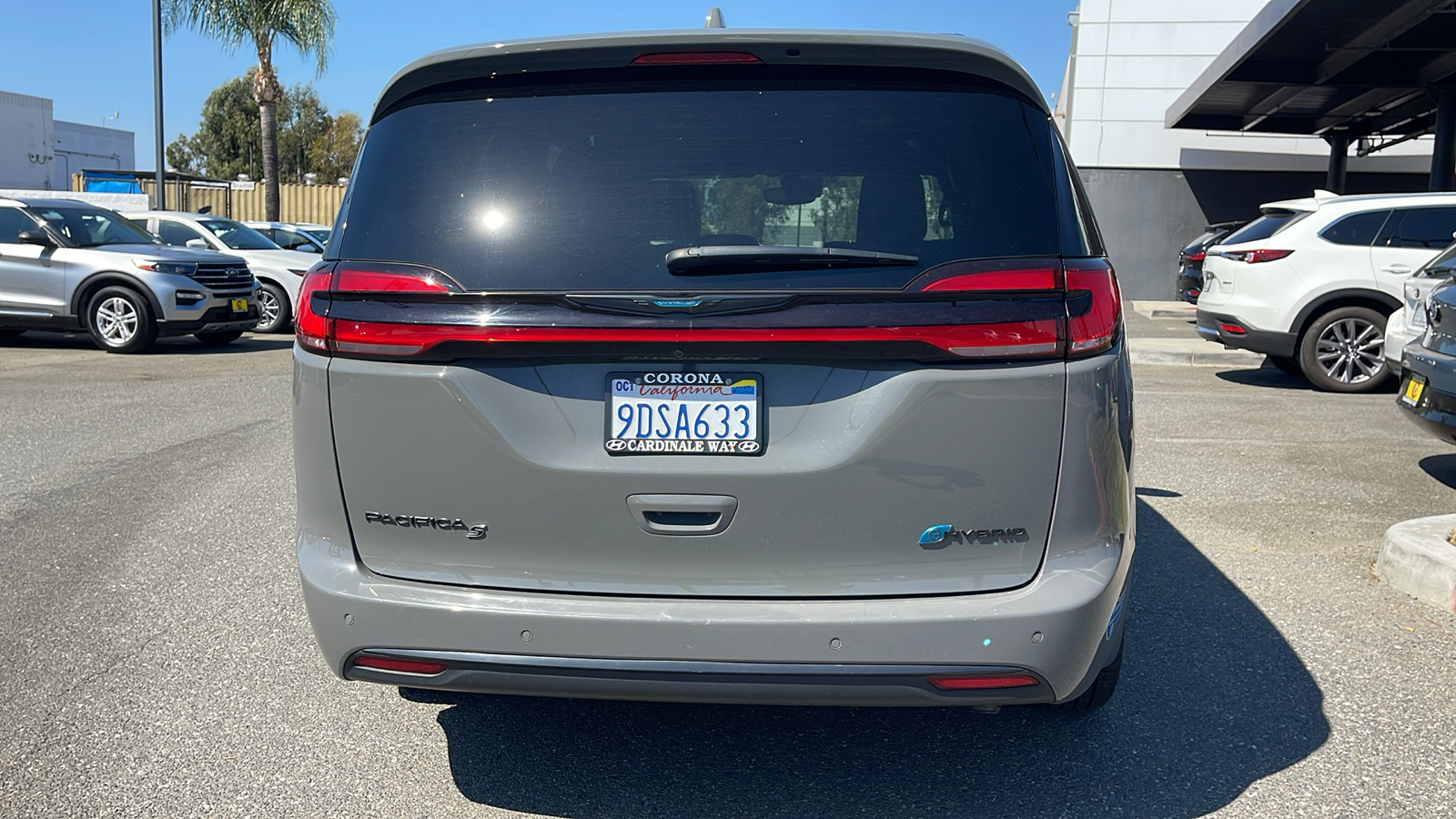 2021 Chrysler Pacifica Hybrid Limited 8