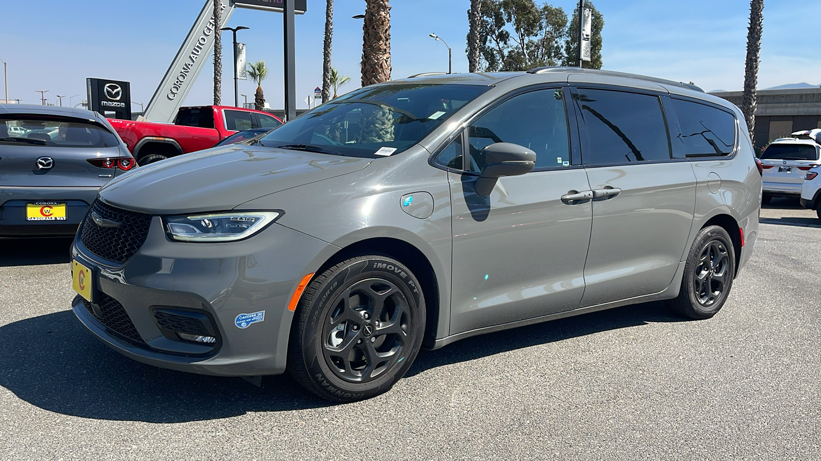 2021 Chrysler Pacifica Hybrid Limited 11