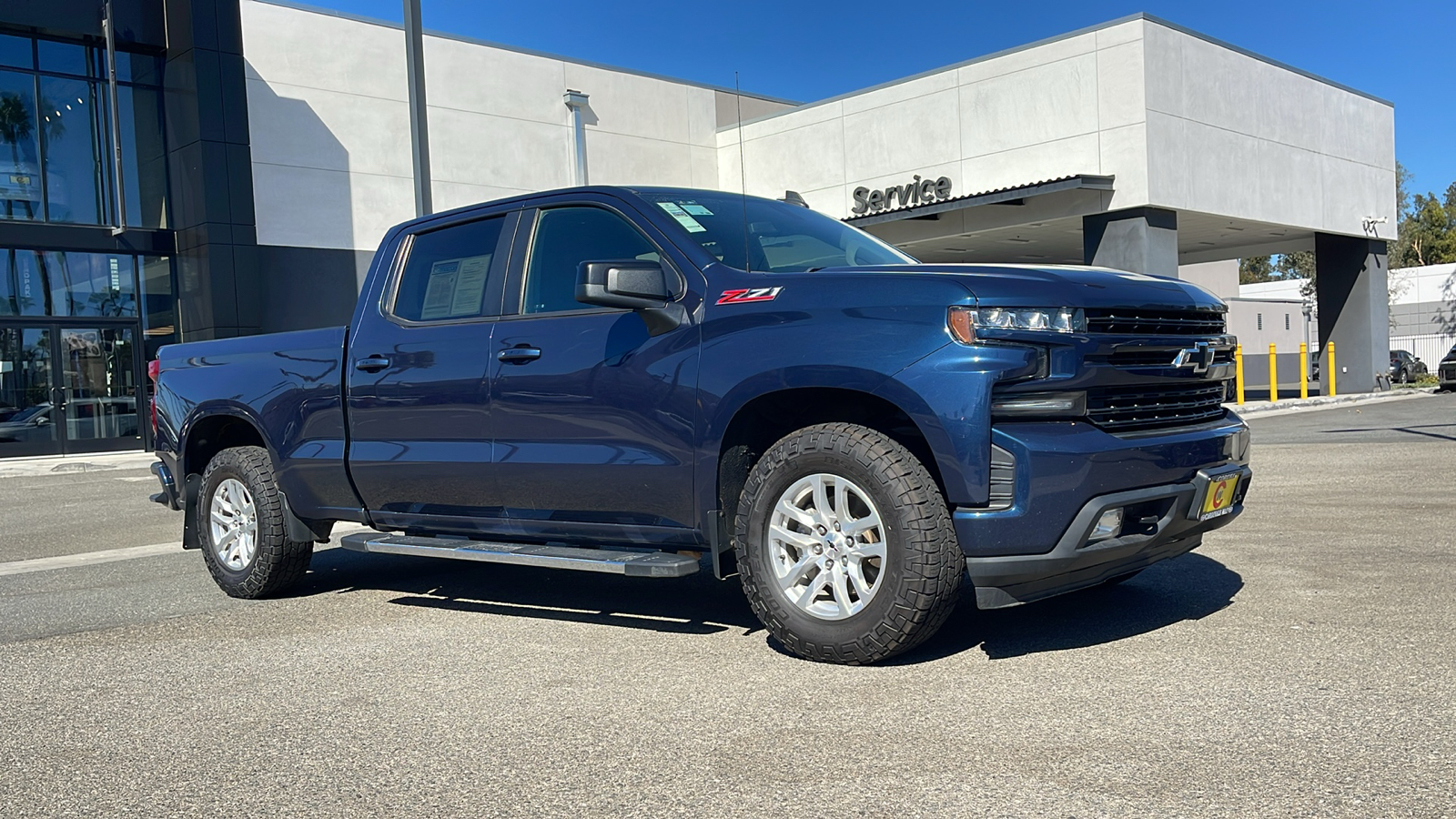 2020 Chevrolet Silverado 1500 4WD Crew Cab Standard Bed RST 1