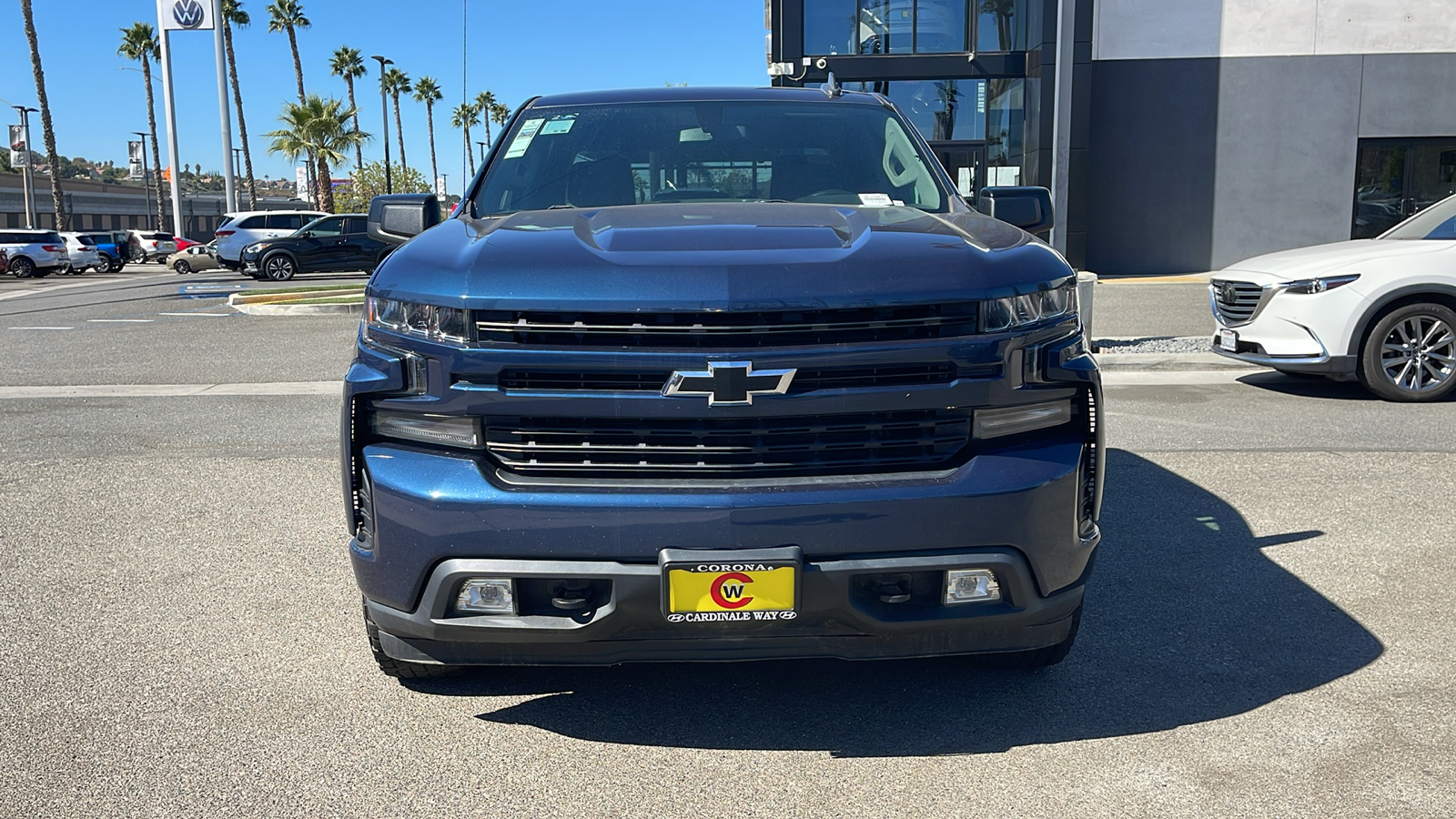 2020 Chevrolet Silverado 1500 4WD Crew Cab Standard Bed RST 3