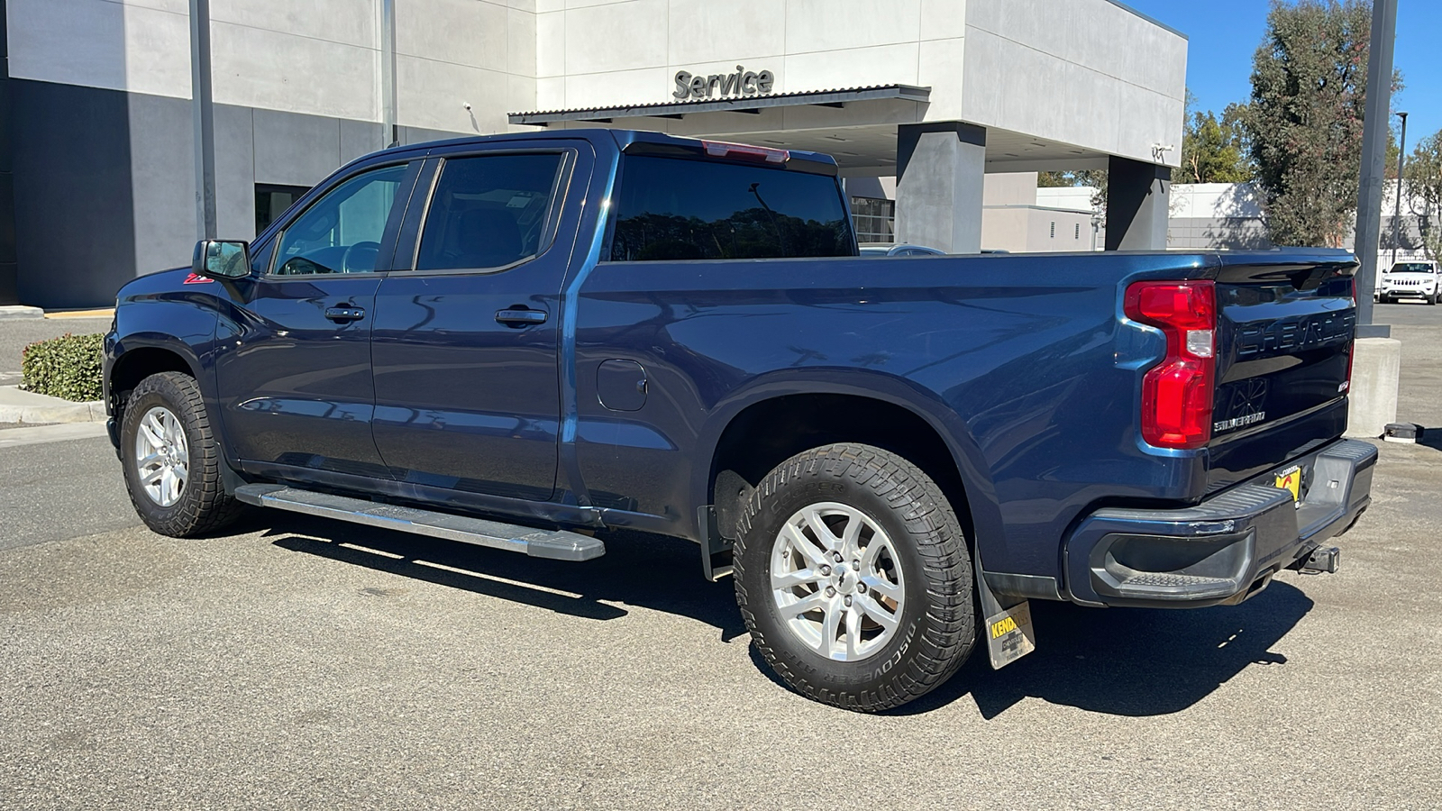 2020 Chevrolet Silverado 1500 4WD Crew Cab Standard Bed RST 11