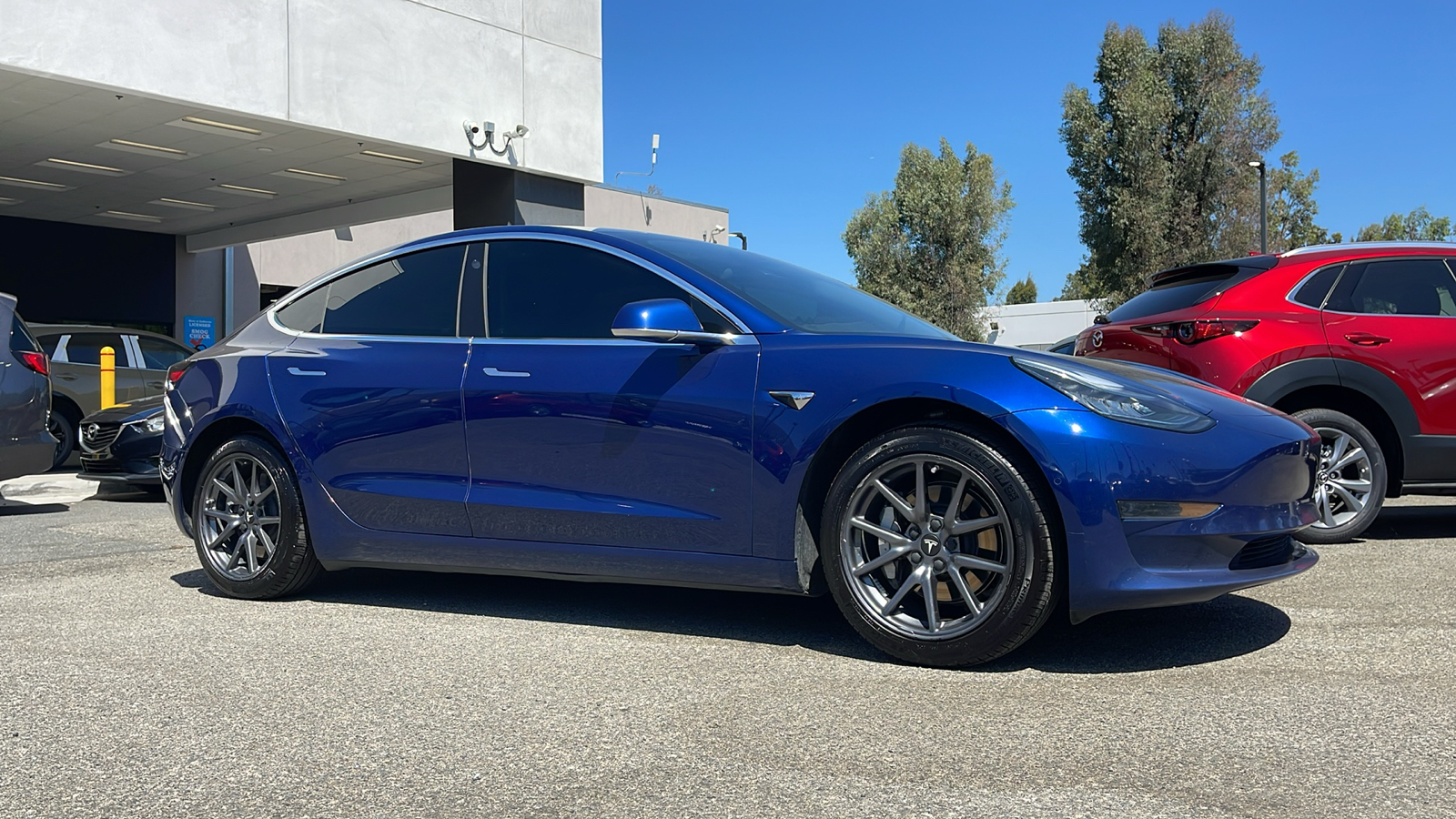 2019 Tesla Model 3 Mid Range 1