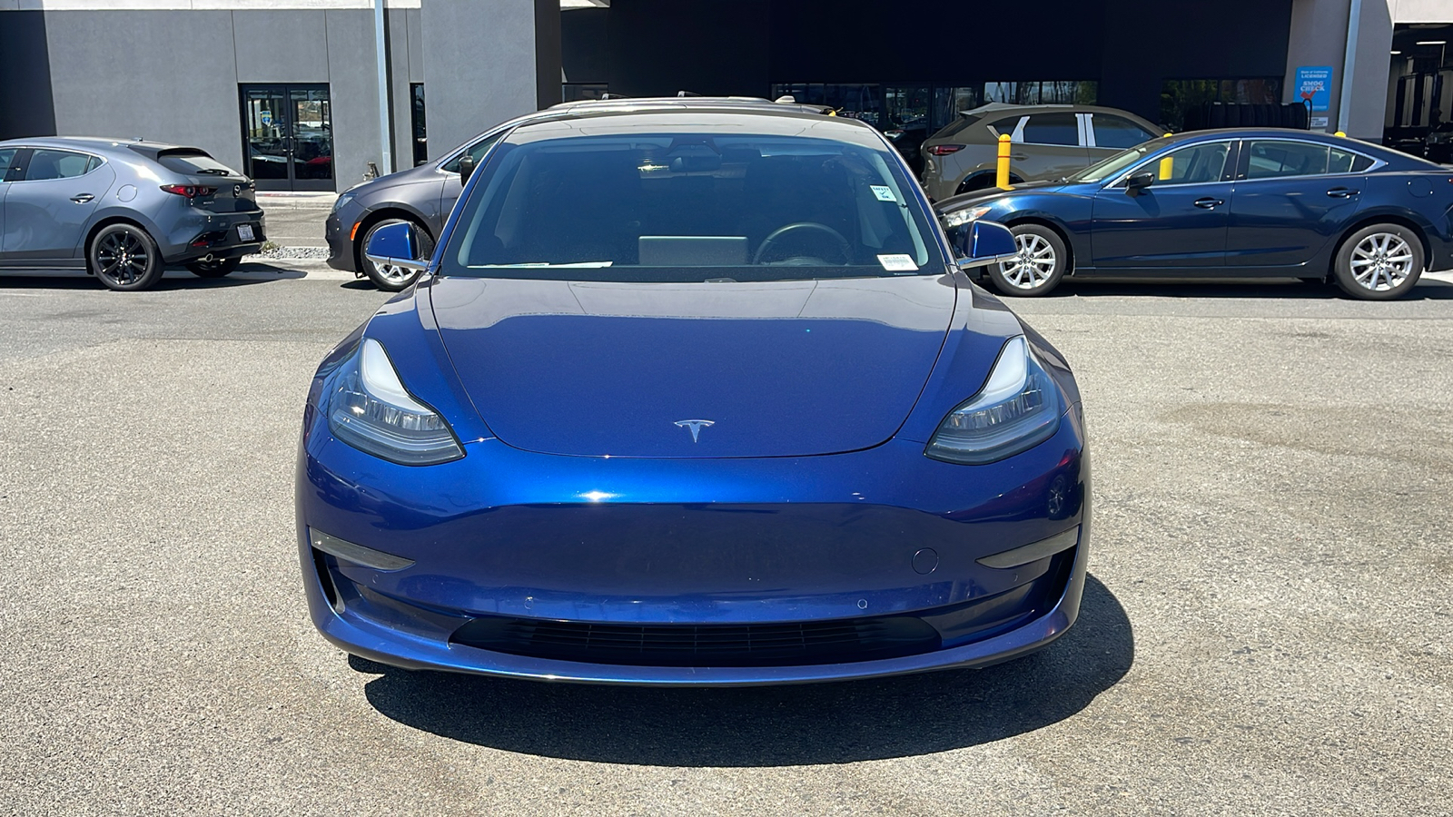 2019 Tesla Model 3 Mid Range 3