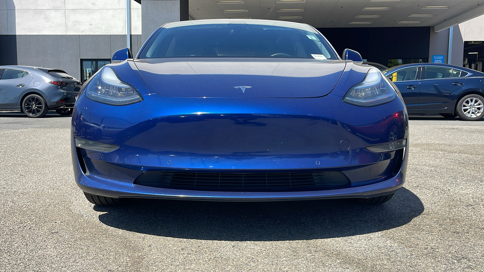 2019 Tesla Model 3 Mid Range 4