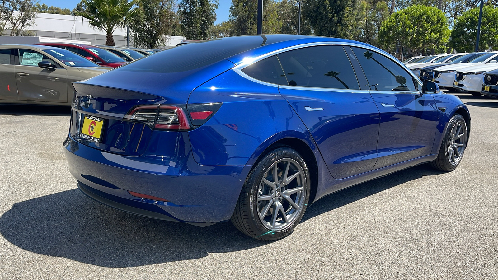 2019 Tesla Model 3 Mid Range 7