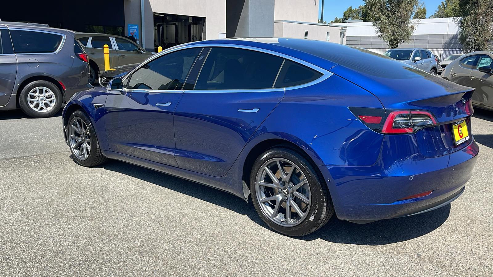 2019 Tesla Model 3 Mid Range 11