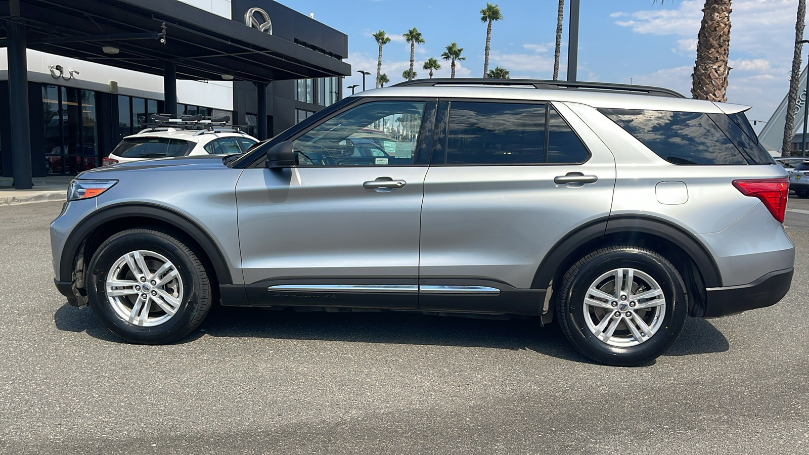 2020 Ford Explorer XLT 12