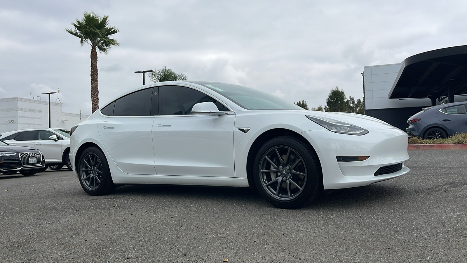 2020 Tesla Model 3 Standard Range Plus Rear-Wheel Drive 1