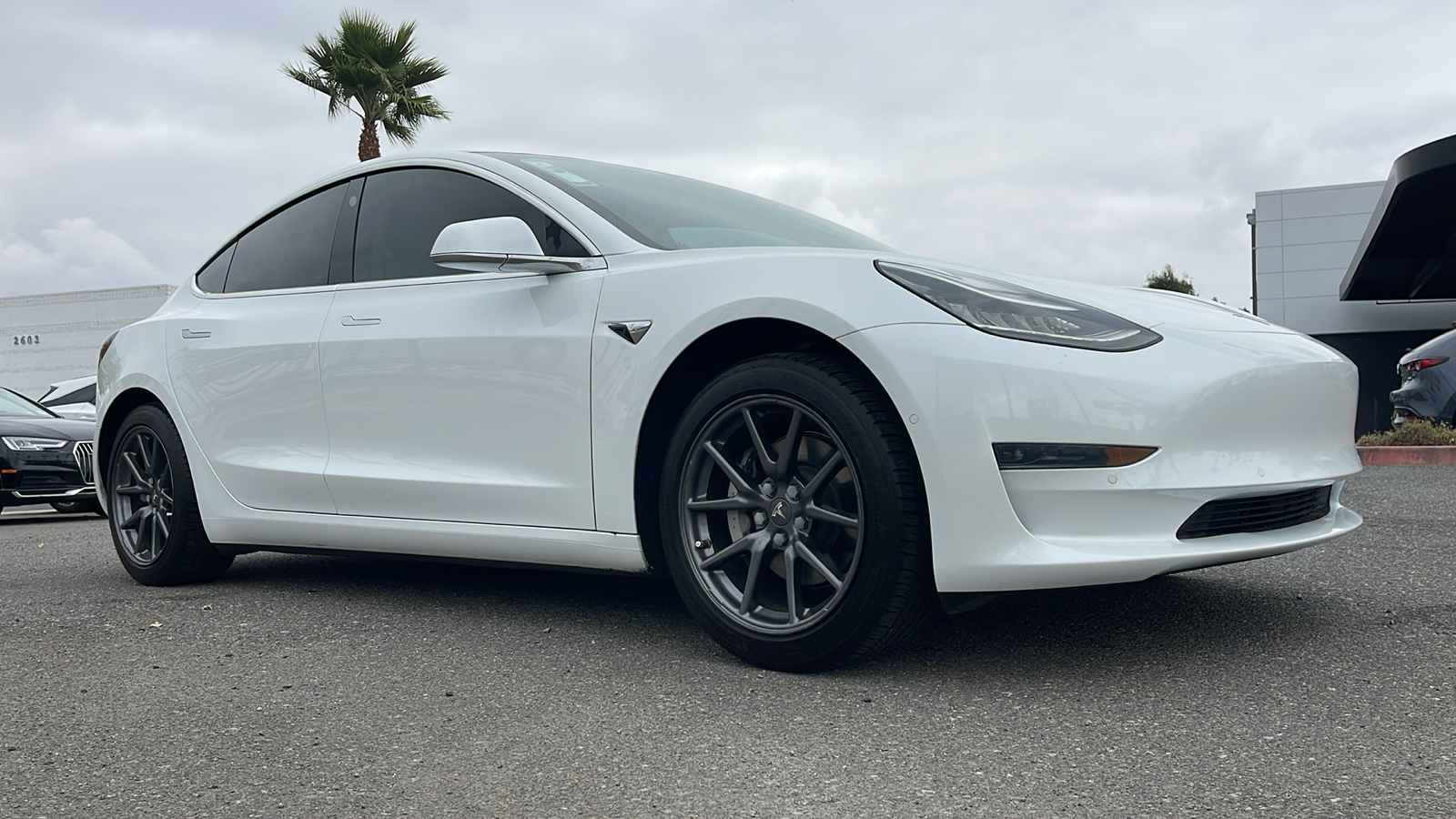 2020 Tesla Model 3 Standard Range Plus Rear-Wheel Drive 5