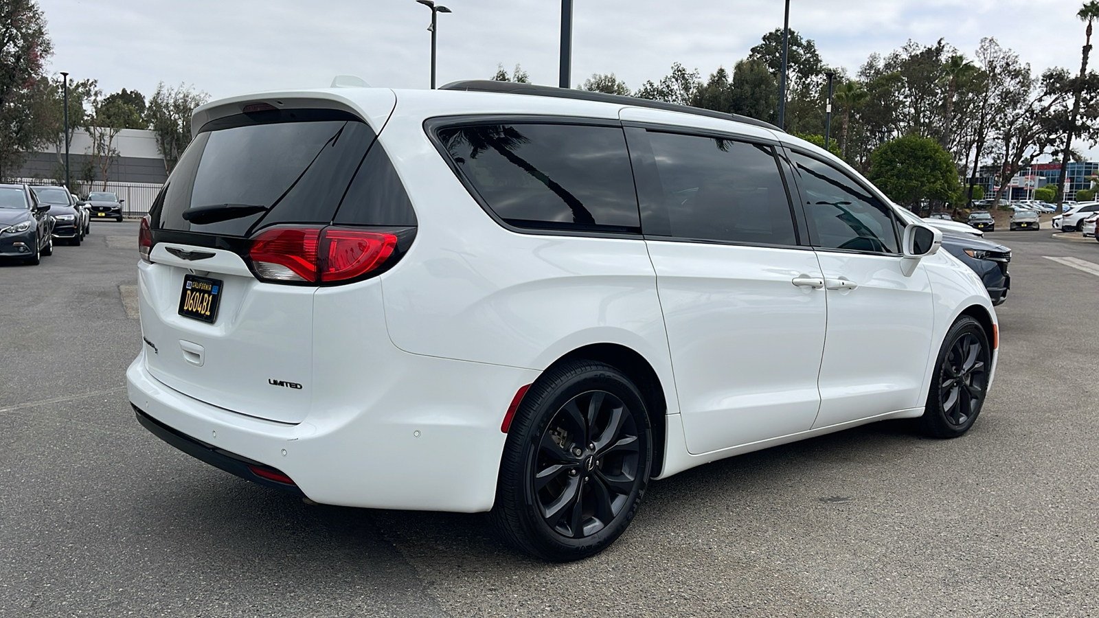 2018 Chrysler Pacifica Limited 7