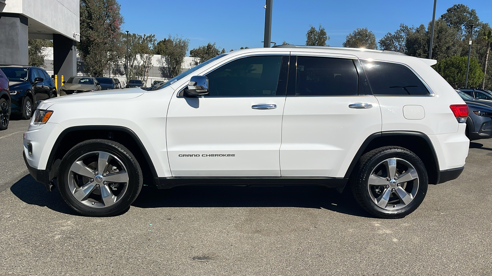 2016 Jeep Grand Cherokee Limited 12