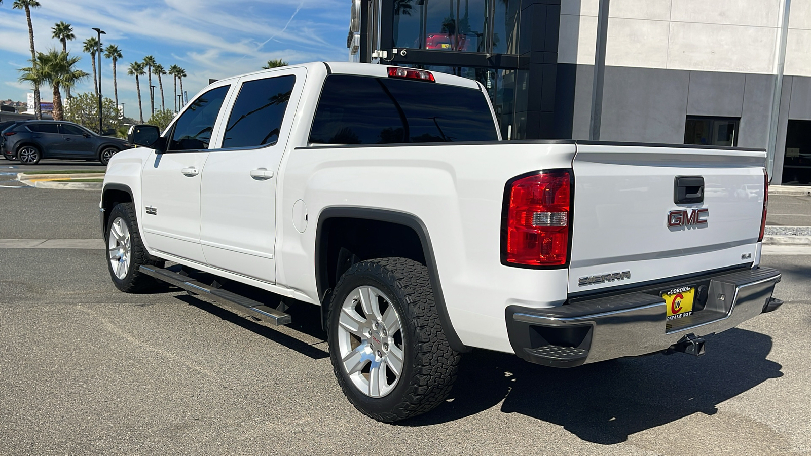 2015 GMC Sierra 1500 SLE 11