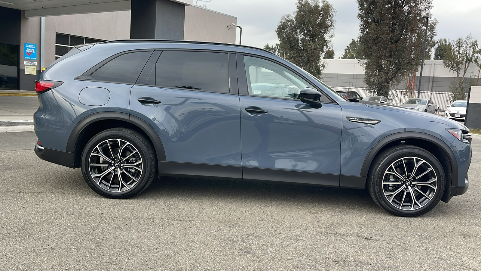 2025 Mazda CX-70 PHEV Premium Package 6