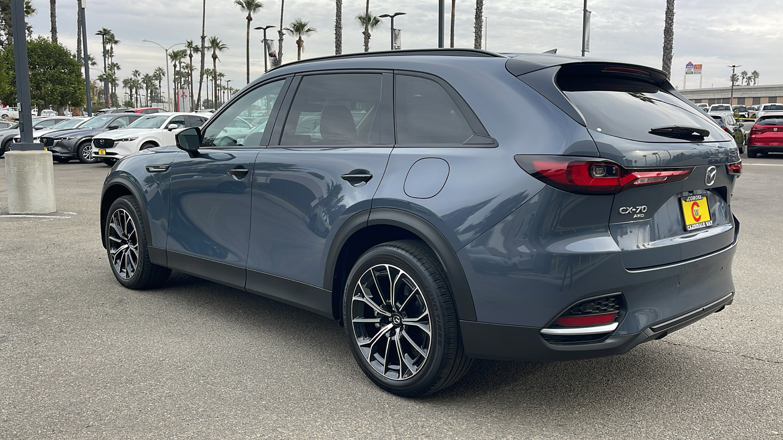 2025 Mazda CX-70 PHEV Premium Package 11