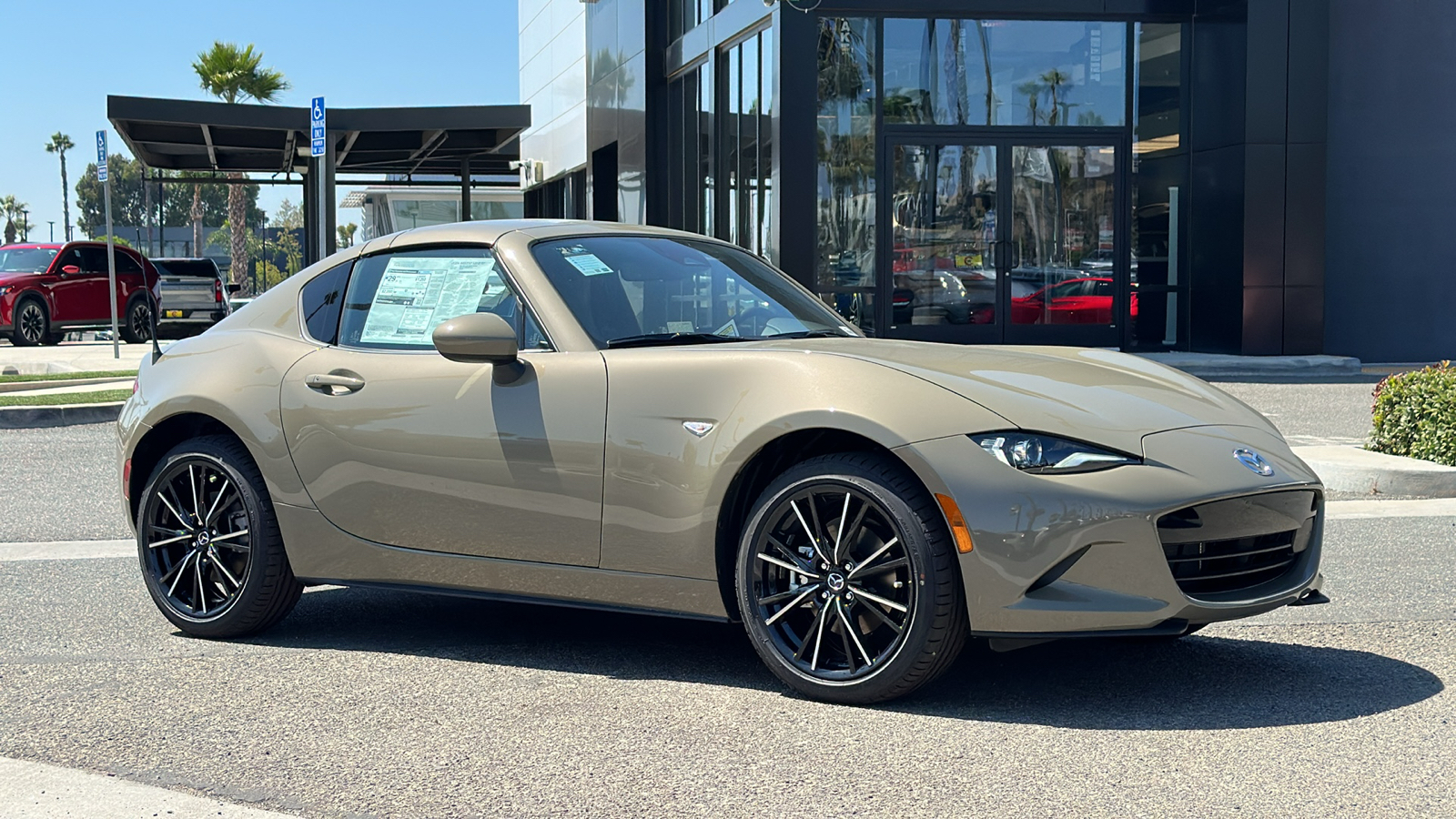 2024 Mazda MX-5 Miata RF Grand Touring 2