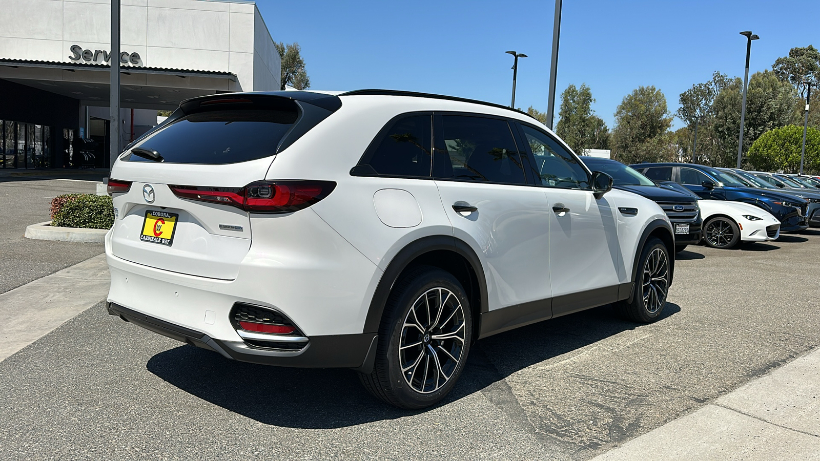 2025 Mazda CX-70 PHEV Premium Package 8