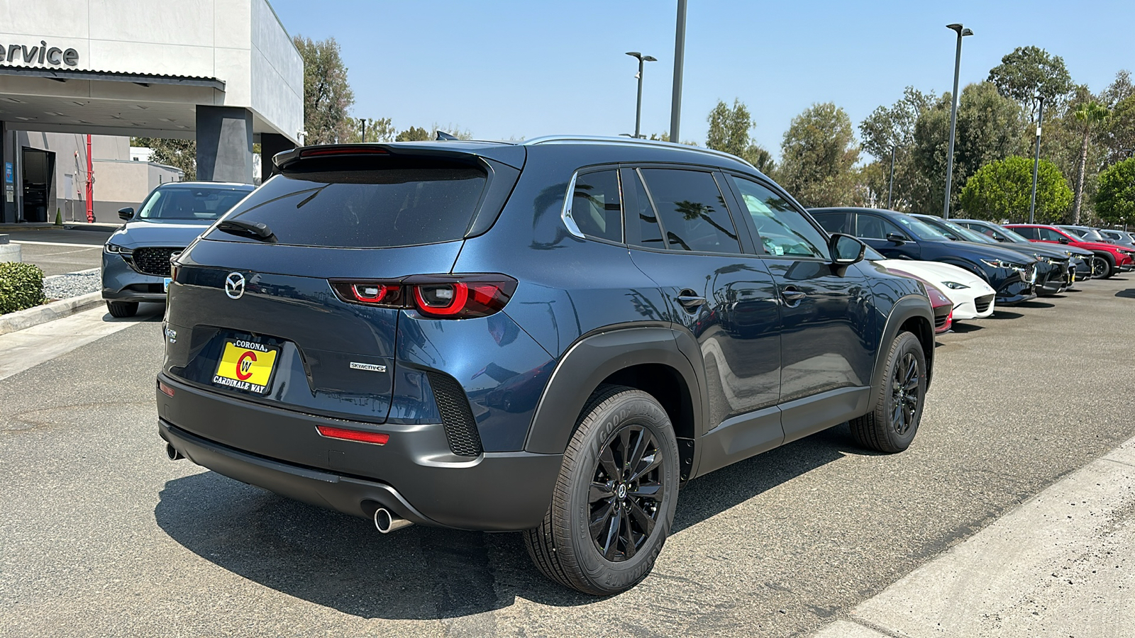 2025 Mazda CX-50 2.5 S Premium Package 8