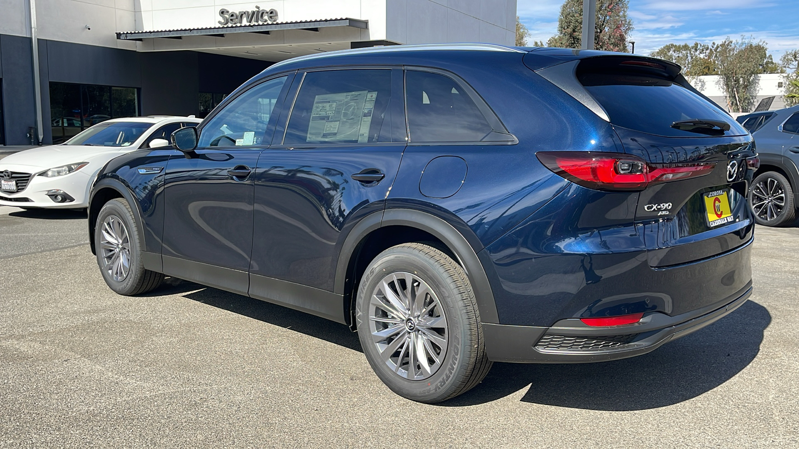 2025 Mazda CX-90 PHEV Preferred Package 11