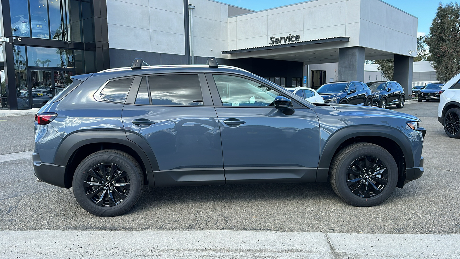 2025 Mazda CX-50 2.5 S Premium Package 8