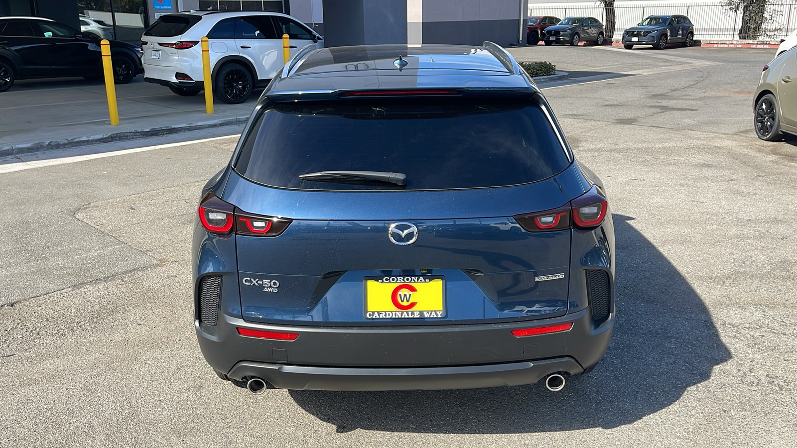 2025 Mazda CX-50 2.5 S Premium Package 8