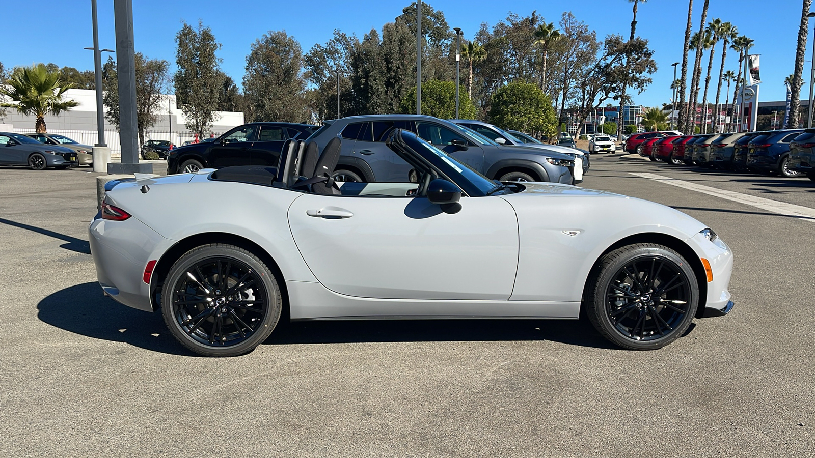 2024 Mazda MX-5 Miata Club 6