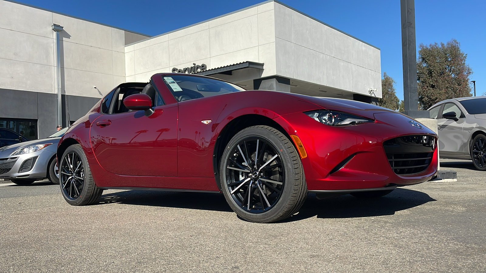 2024 Mazda MX-5 Miata RF Grand Touring 1