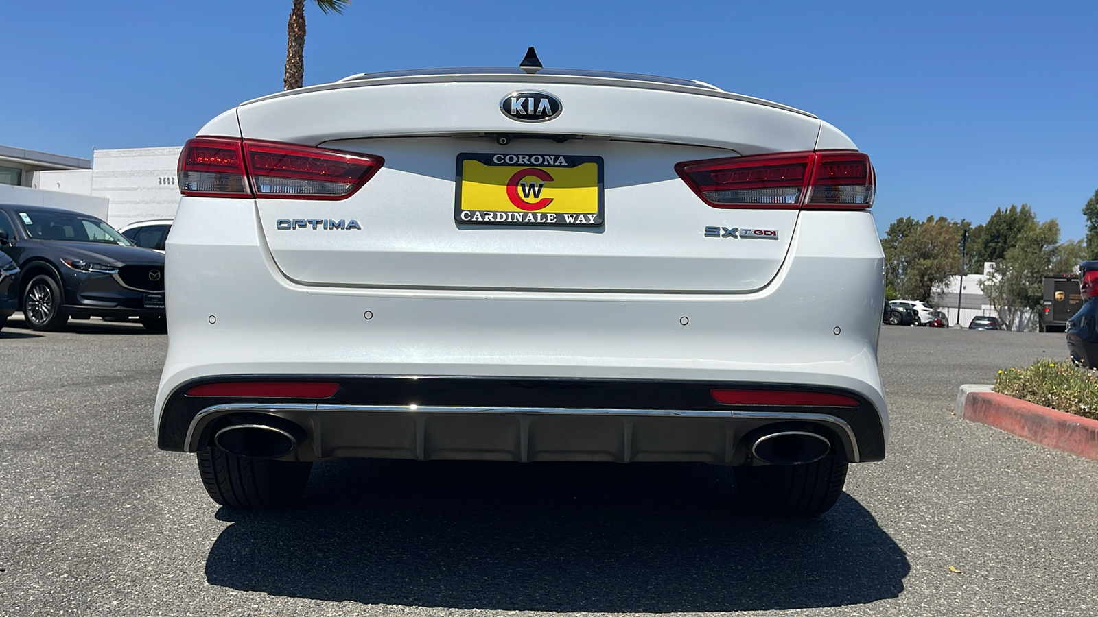 2018 Kia Optima SX Turbo 10