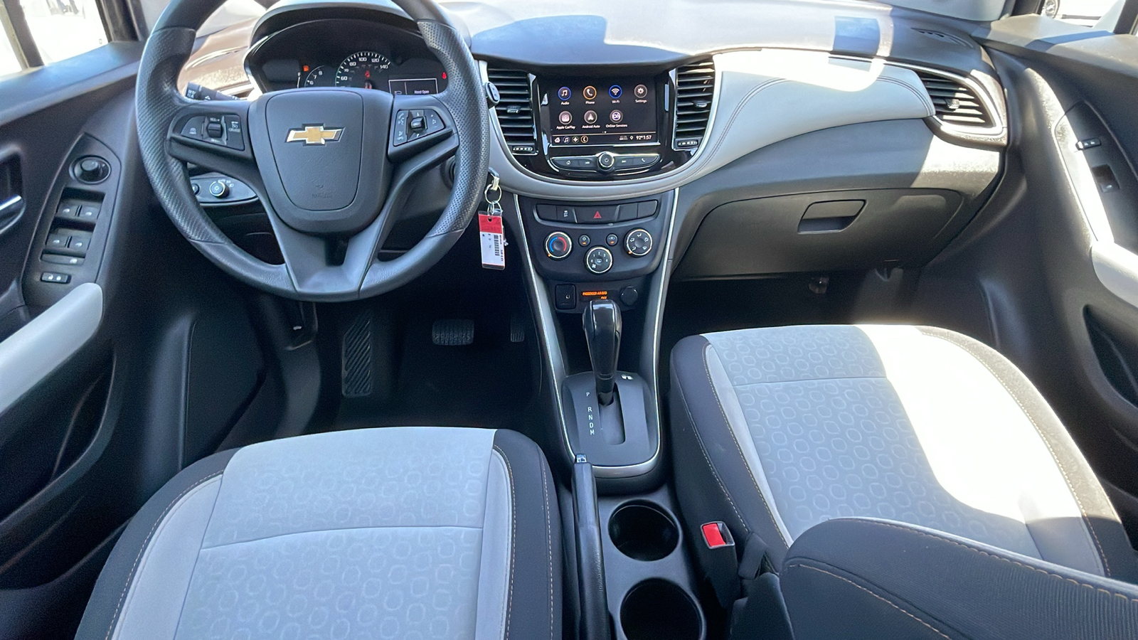 2020 Chevrolet Trax AWD LS 17