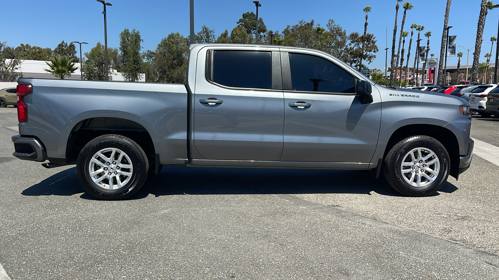 2020 Chevrolet Silverado 1500 2WD Crew Cab Short Bed RST 6