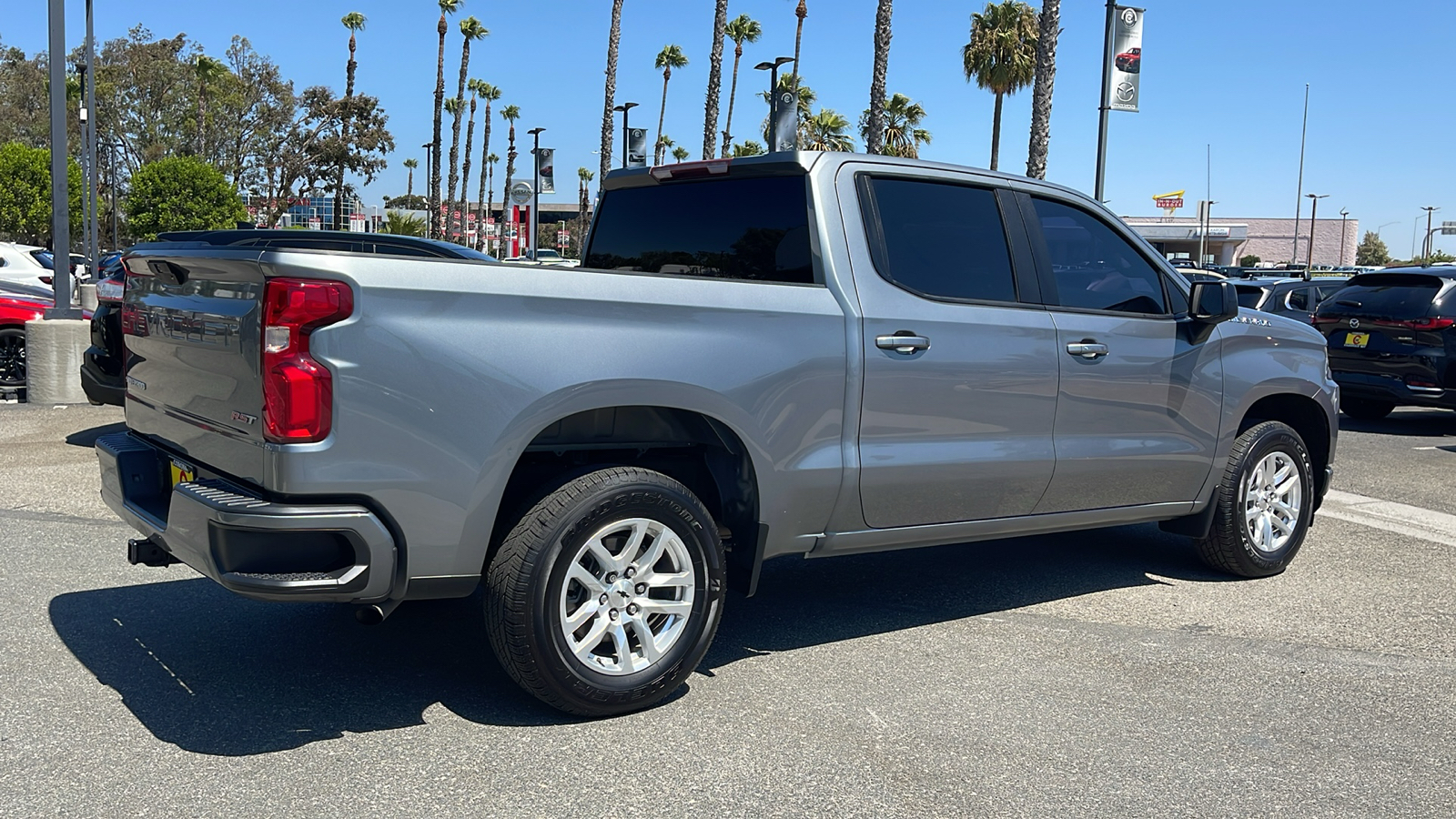 2020 Chevrolet Silverado 1500 2WD Crew Cab Short Bed RST 7