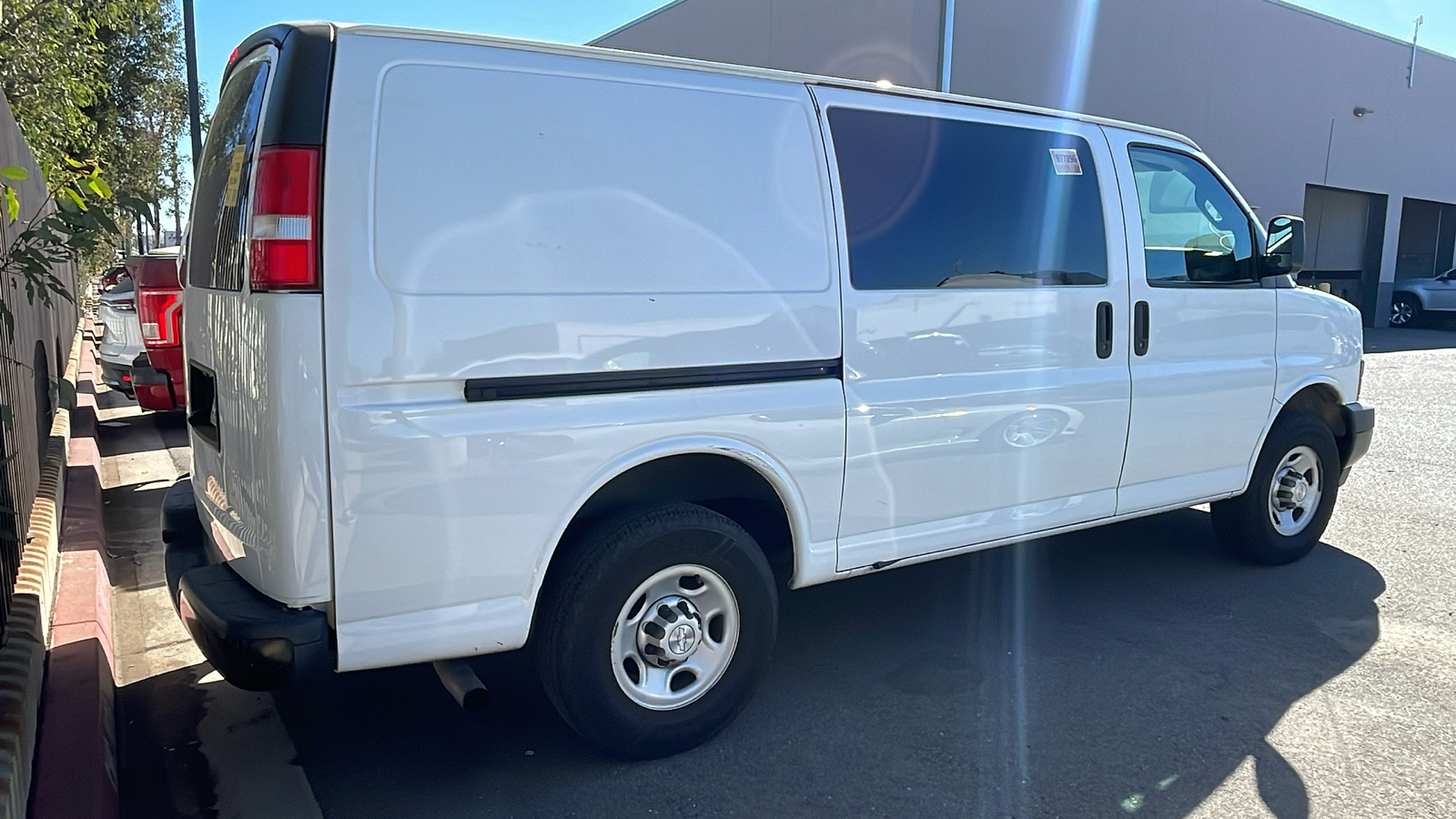 2019 Chevrolet Express 2500 Work Van 3