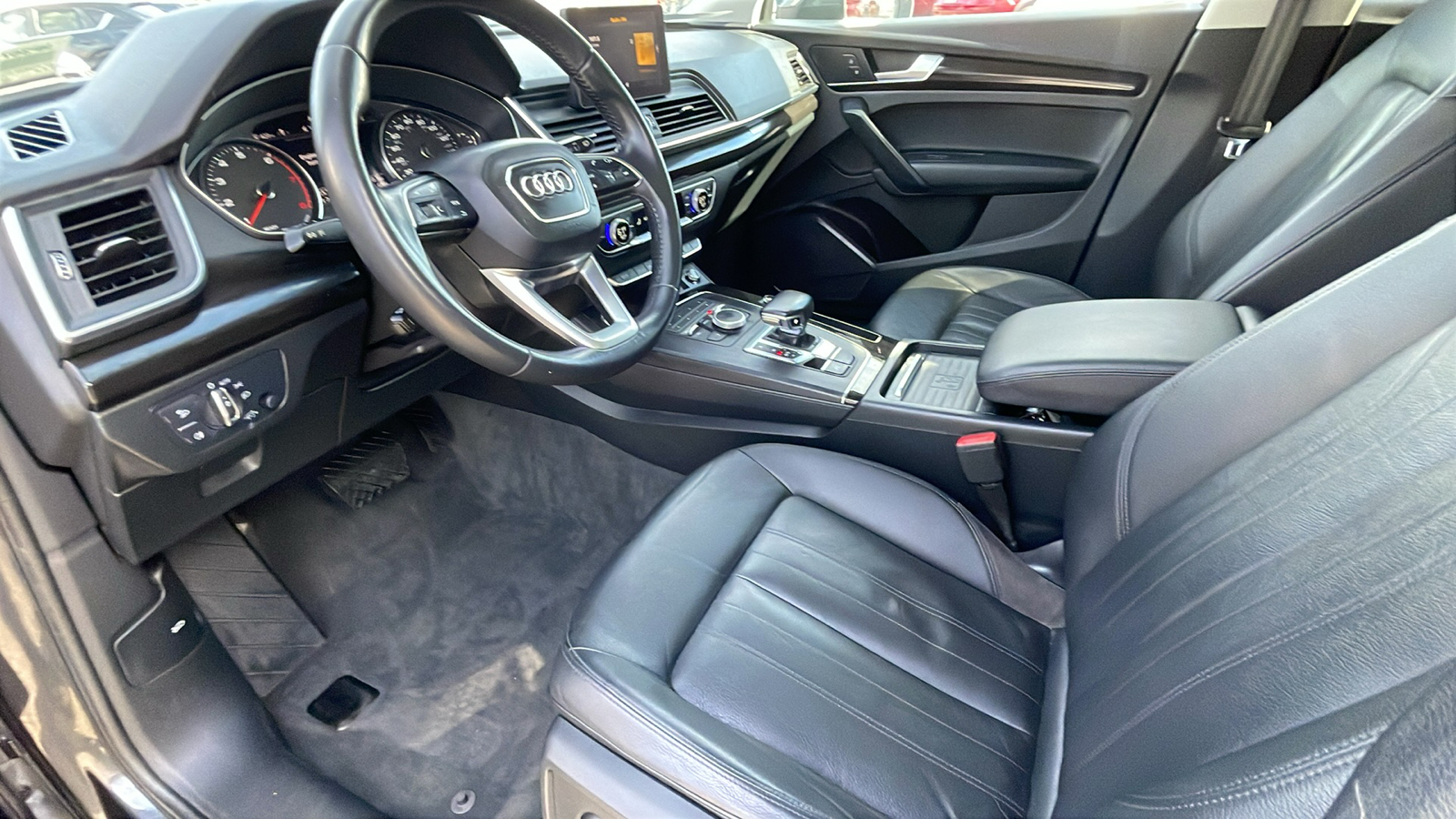 2020 Audi Q5 Titanium Premium 45 TFSI quattro S tronic 15