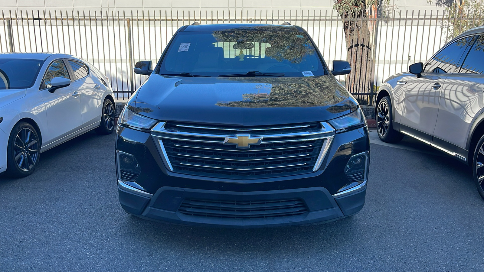 2023 Chevrolet Traverse FWD LT Leather 8