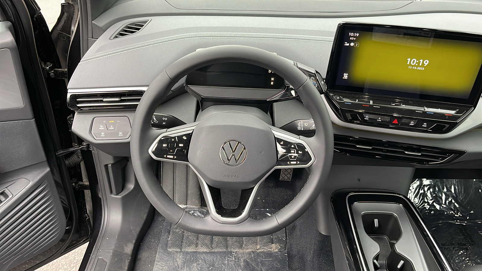 2023 Volkswagen ID.4 Pro S 16