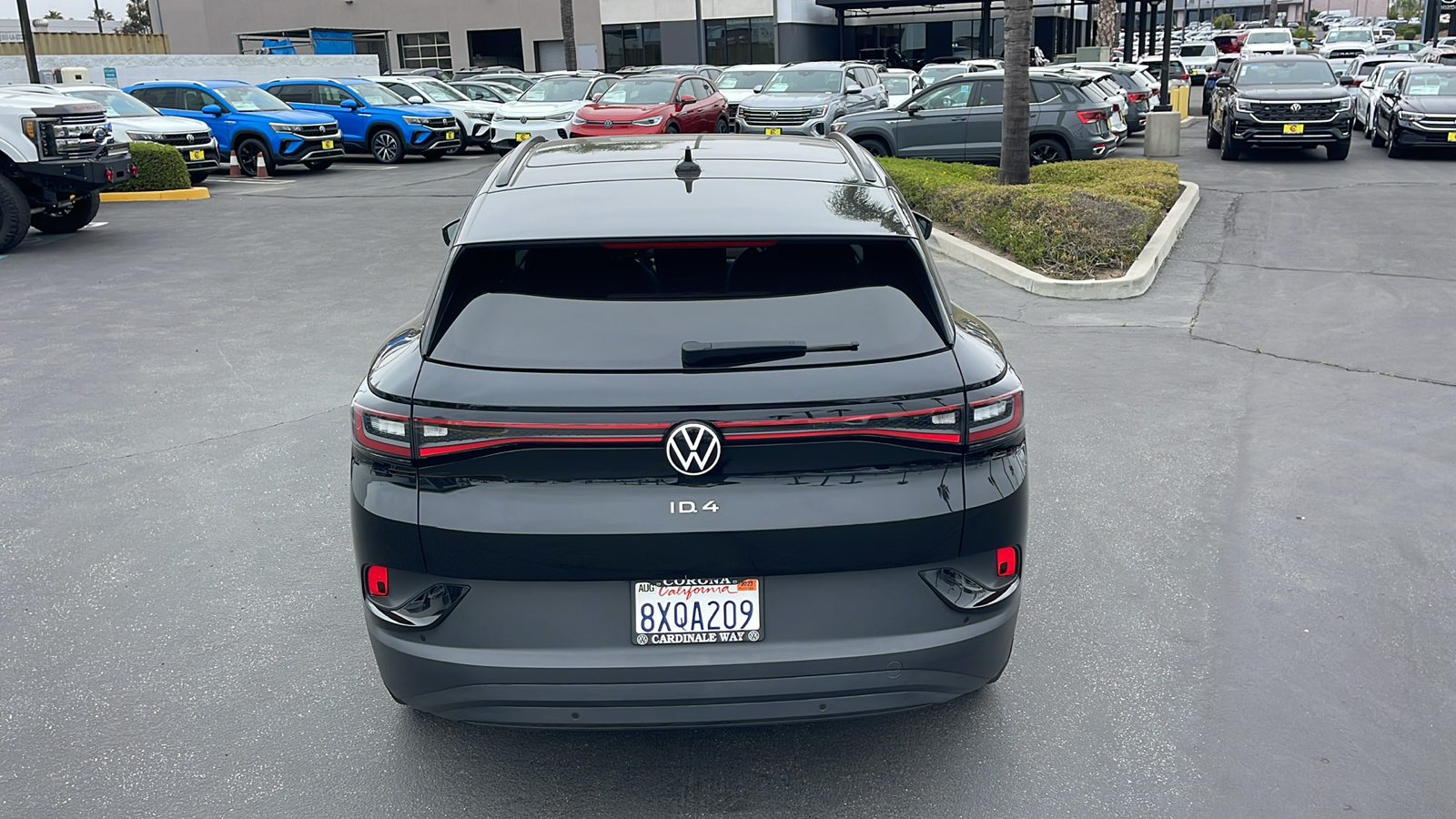 2021 Volkswagen ID.4  8