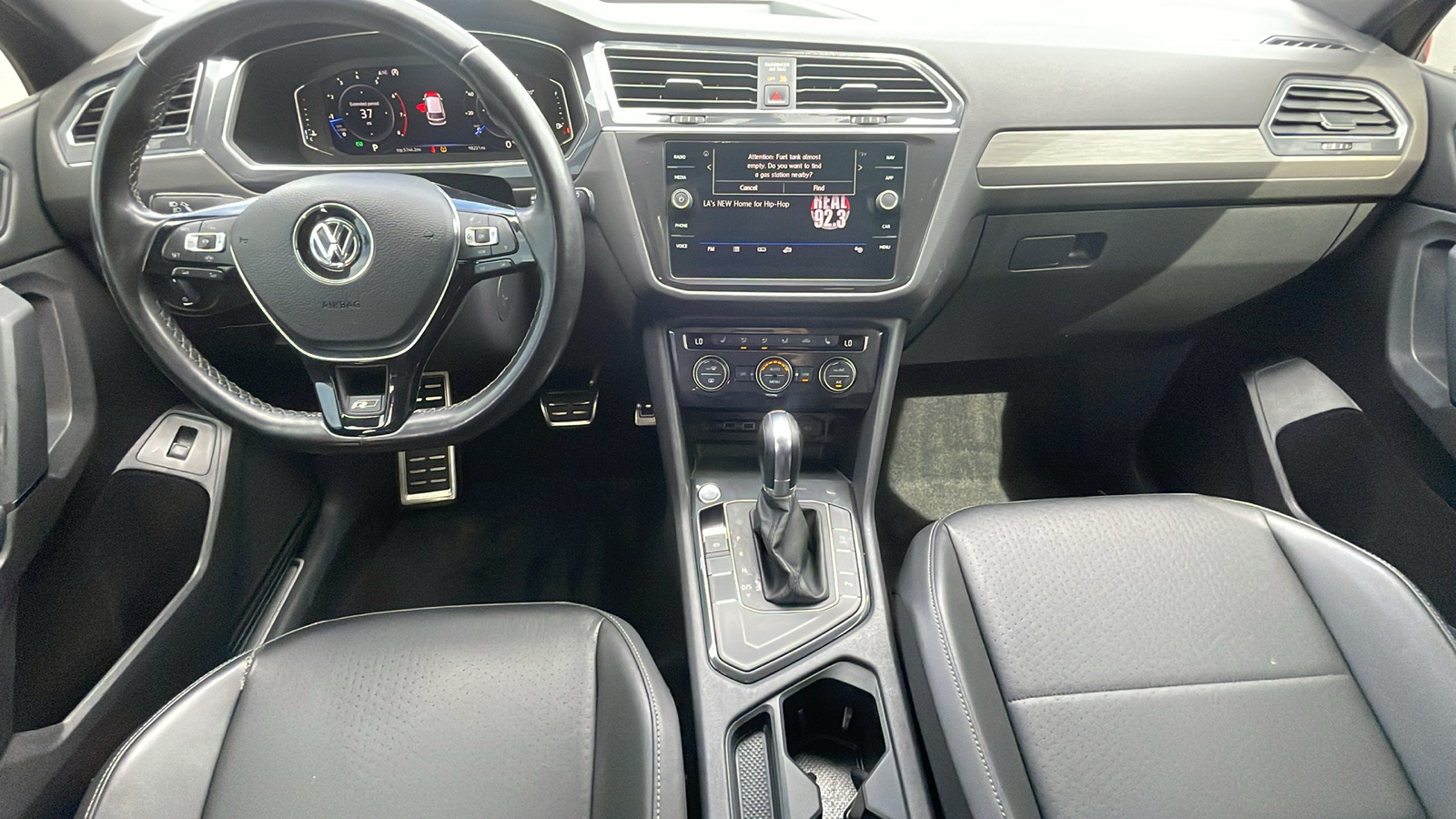 2019 Volkswagen Tiguan 2.0T SEL R-Line 19