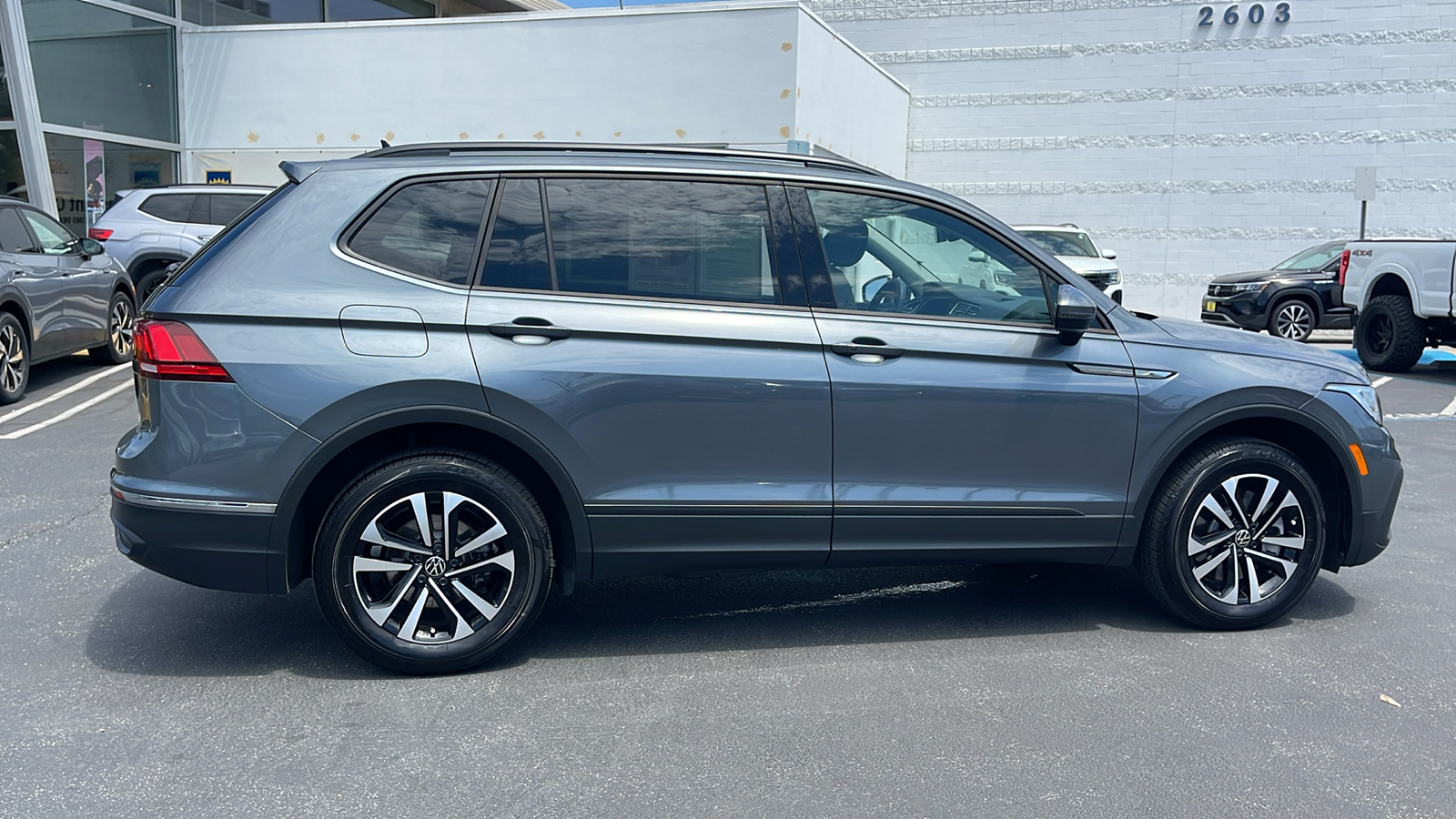 2024 Volkswagen Tiguan S 6