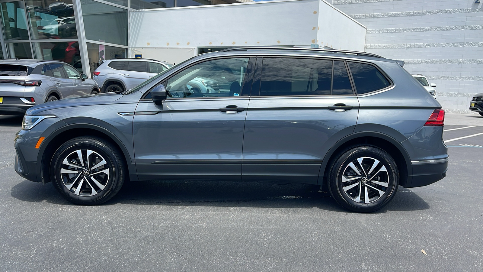 2024 Volkswagen Tiguan S 12