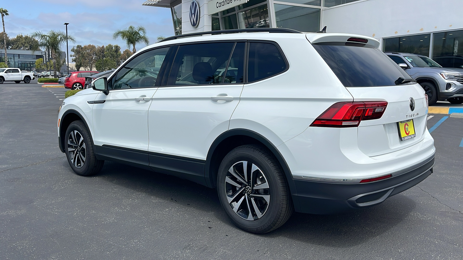 2024 Volkswagen Tiguan 2.0T S 11