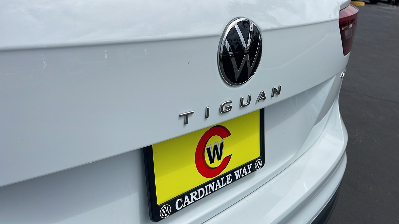 2024 Volkswagen Tiguan 2.0T S 27
