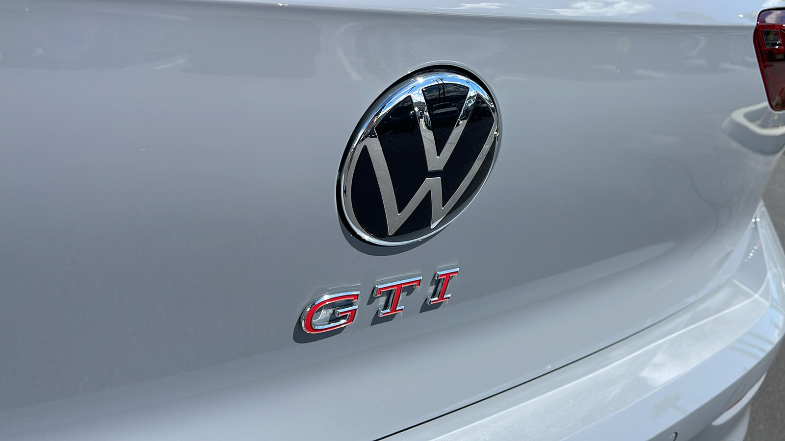 2024 Volkswagen Golf GTI 2.0T S 28