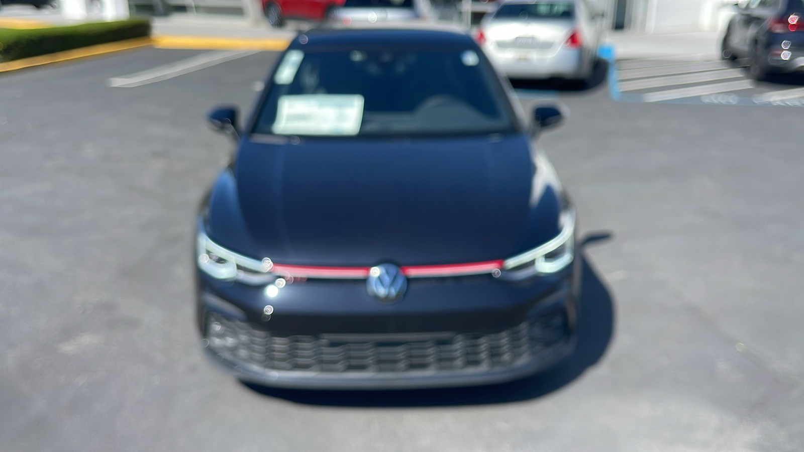 2024 Volkswagen Golf GTI SE 2