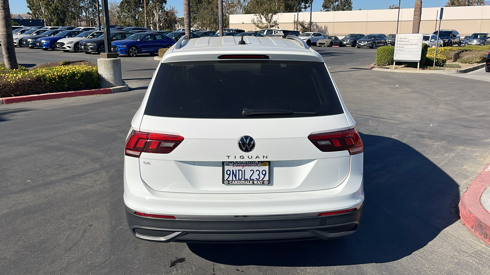 2024 Volkswagen Tiguan SE 8