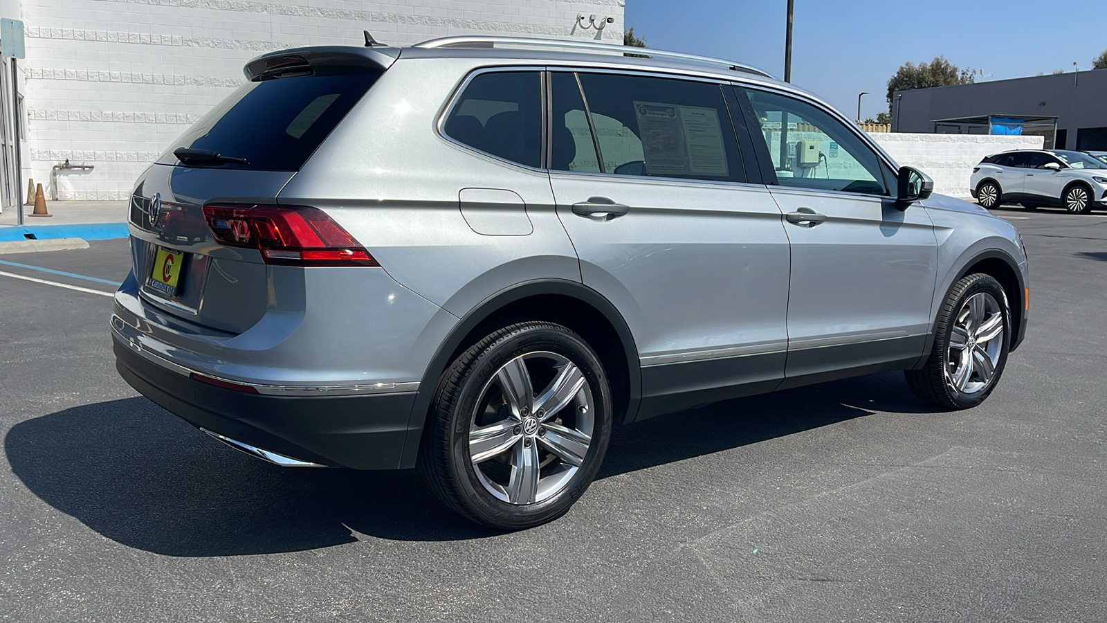 2020 Volkswagen Tiguan 2.0T SEL 7