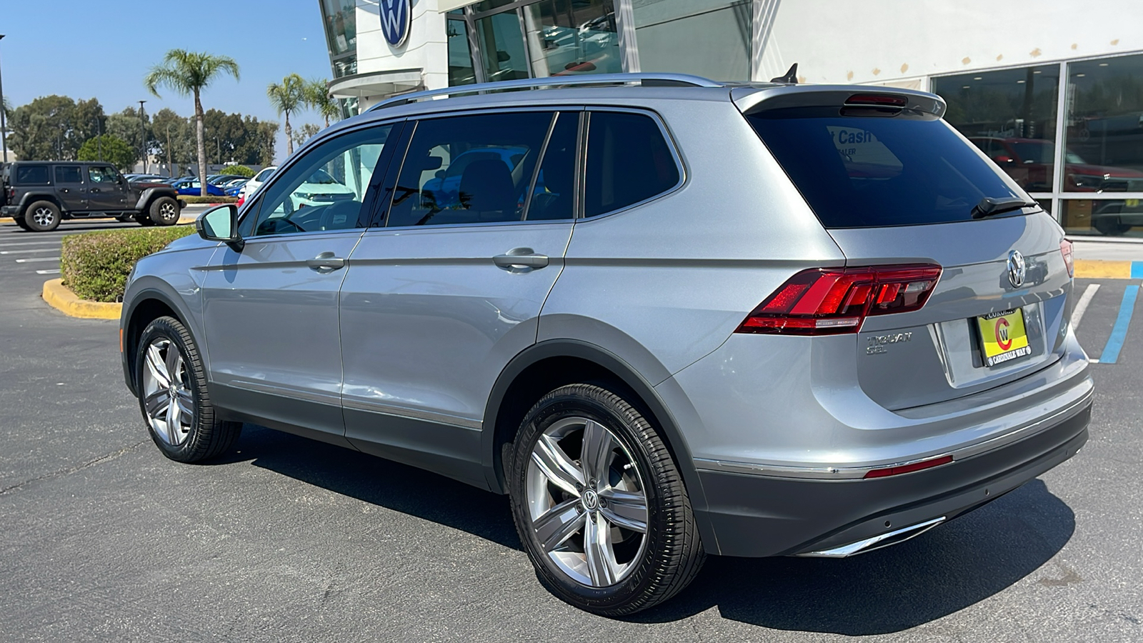 2020 Volkswagen Tiguan 2.0T SEL 11