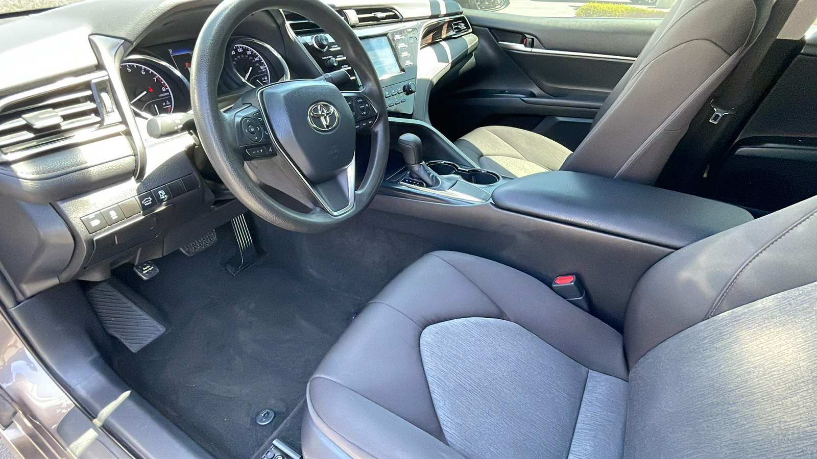 2019 Toyota Camry LE 15