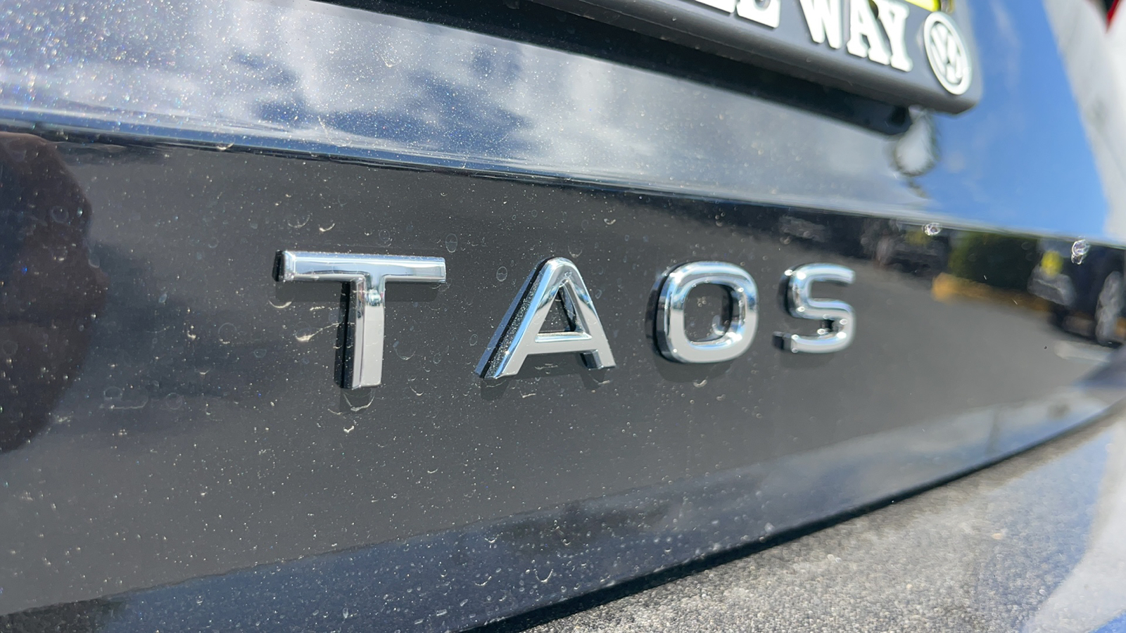 2024 Volkswagen Taos 1.5T SE 34